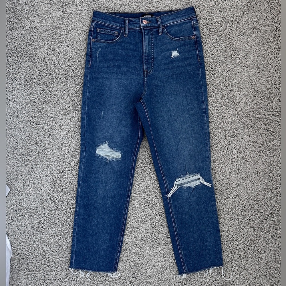 Express Super High Rise Mom Jean
